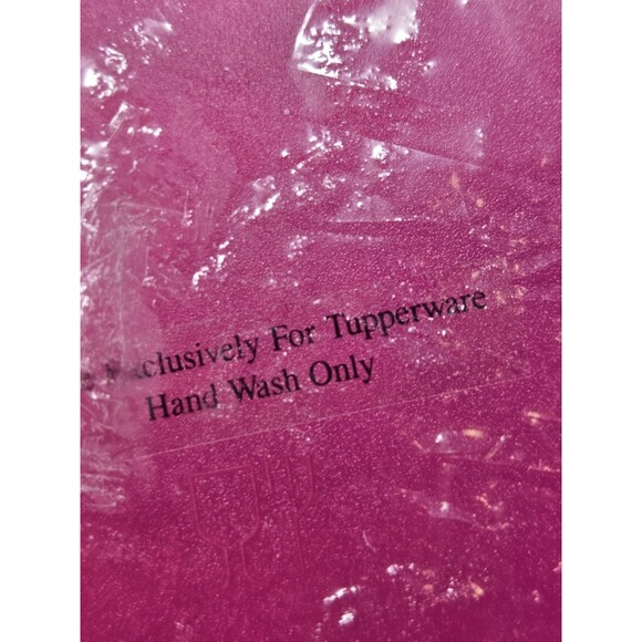 NOS TUPPERWARE HOT ON SPOT WHIMSICAL RUFFLE PLATE & 2 BOWL BUNDLE FUSCHIA RED - Picture 13 of 14